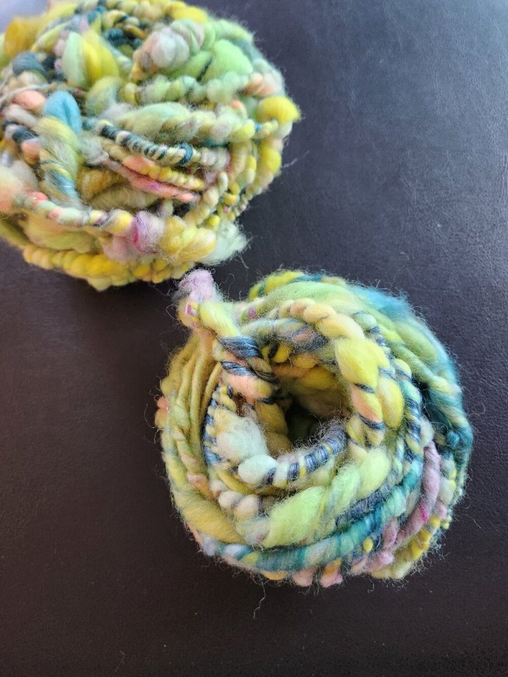 Hand spun art yarn, super fine wool, soft and colorful, 1.5OZ.